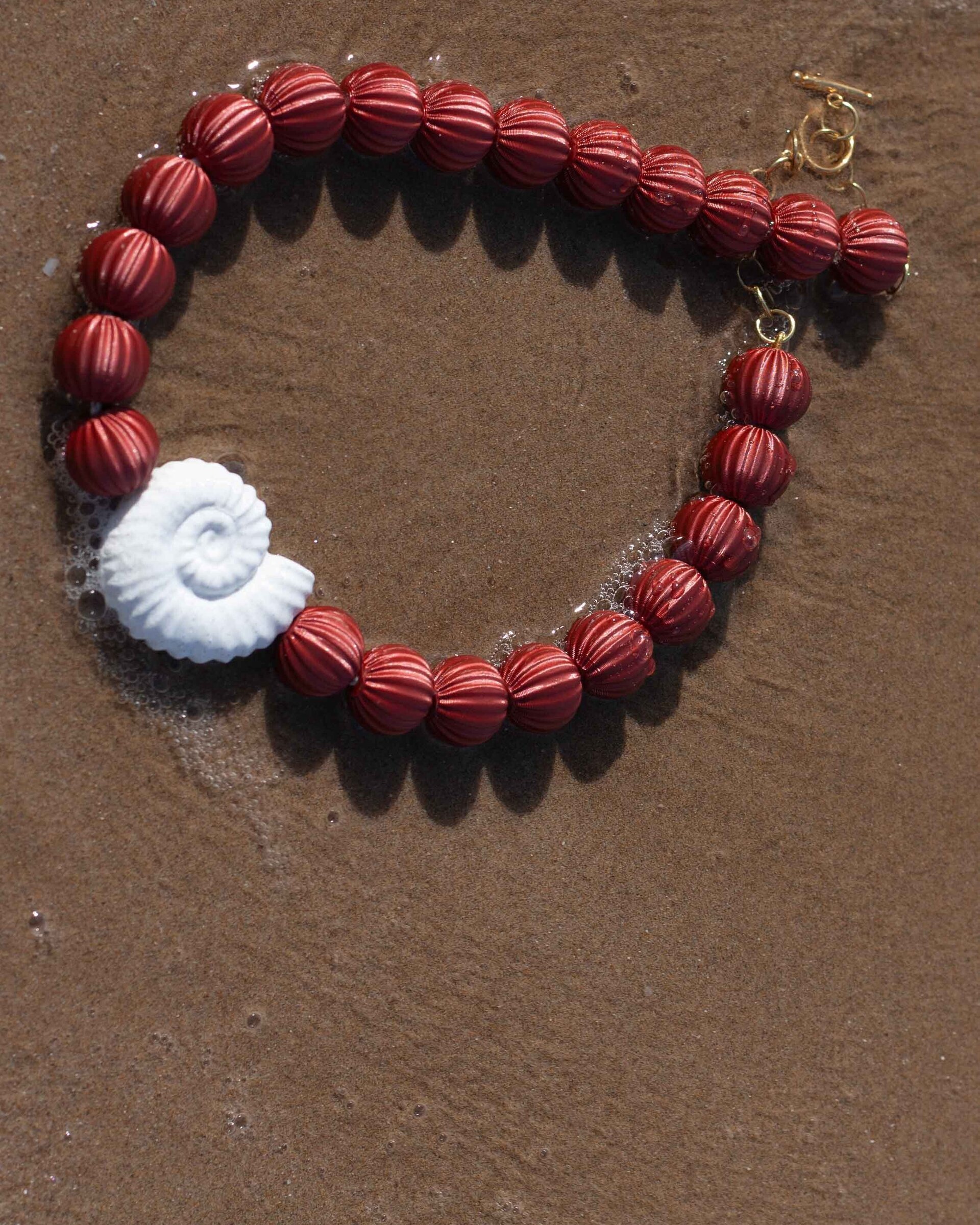 Collar Nimfa granate y blanco – Llamativo y ligero - 2