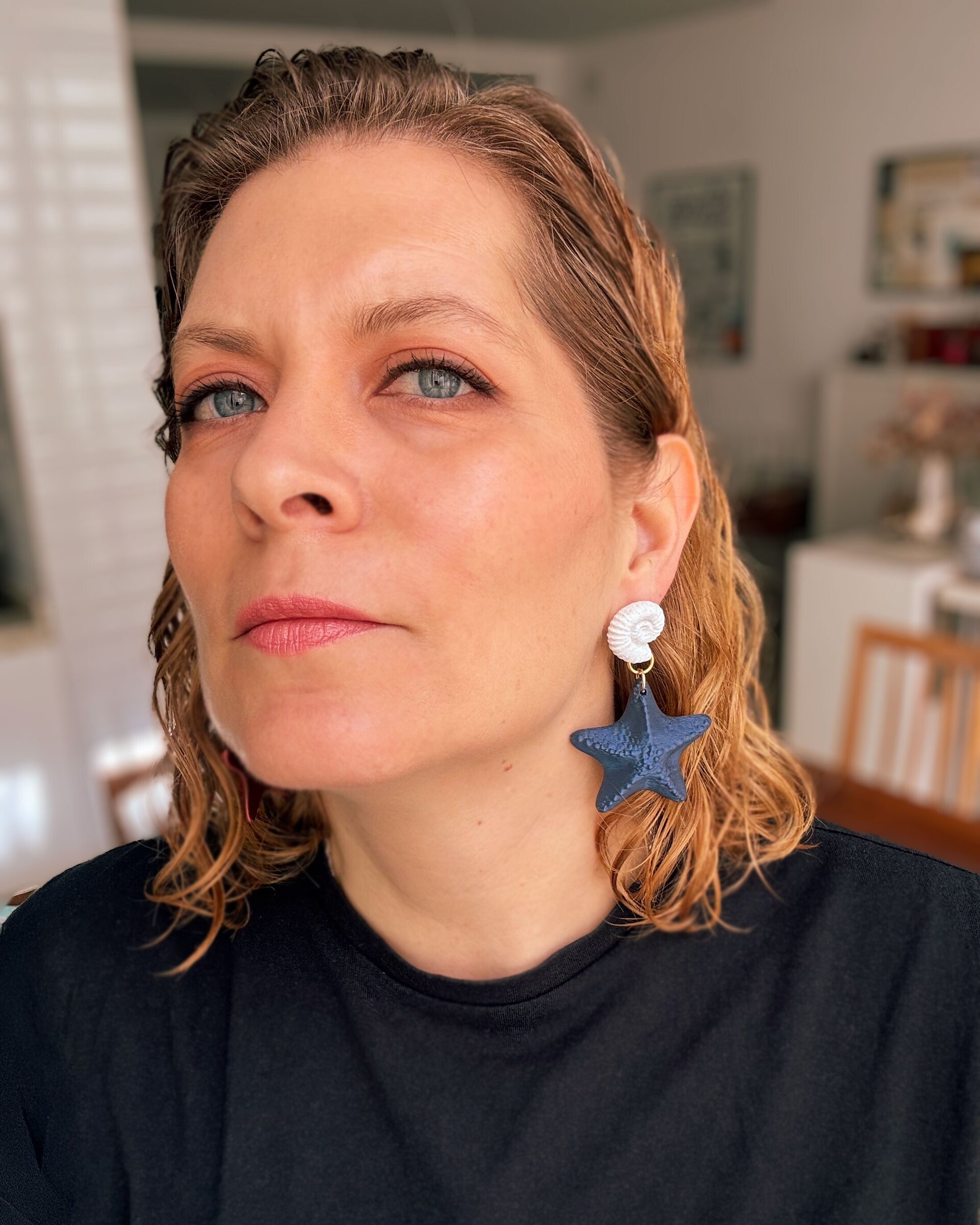 Pendientes Neptune blanco y azul noche – Inspiración oceánica para tus orejas - 3